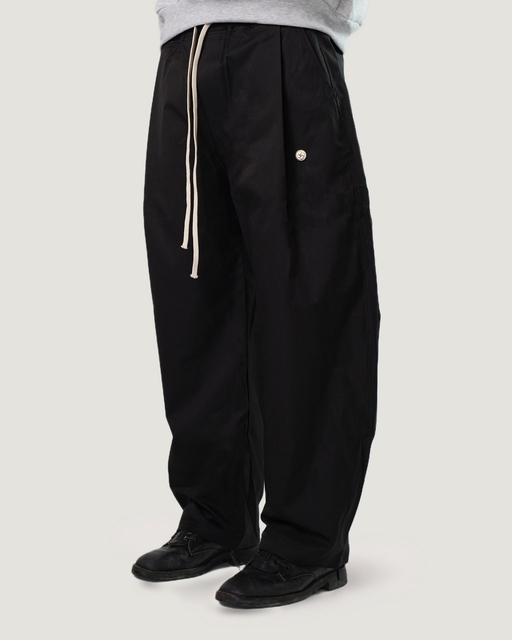 AFTER RACE BLACK PANT