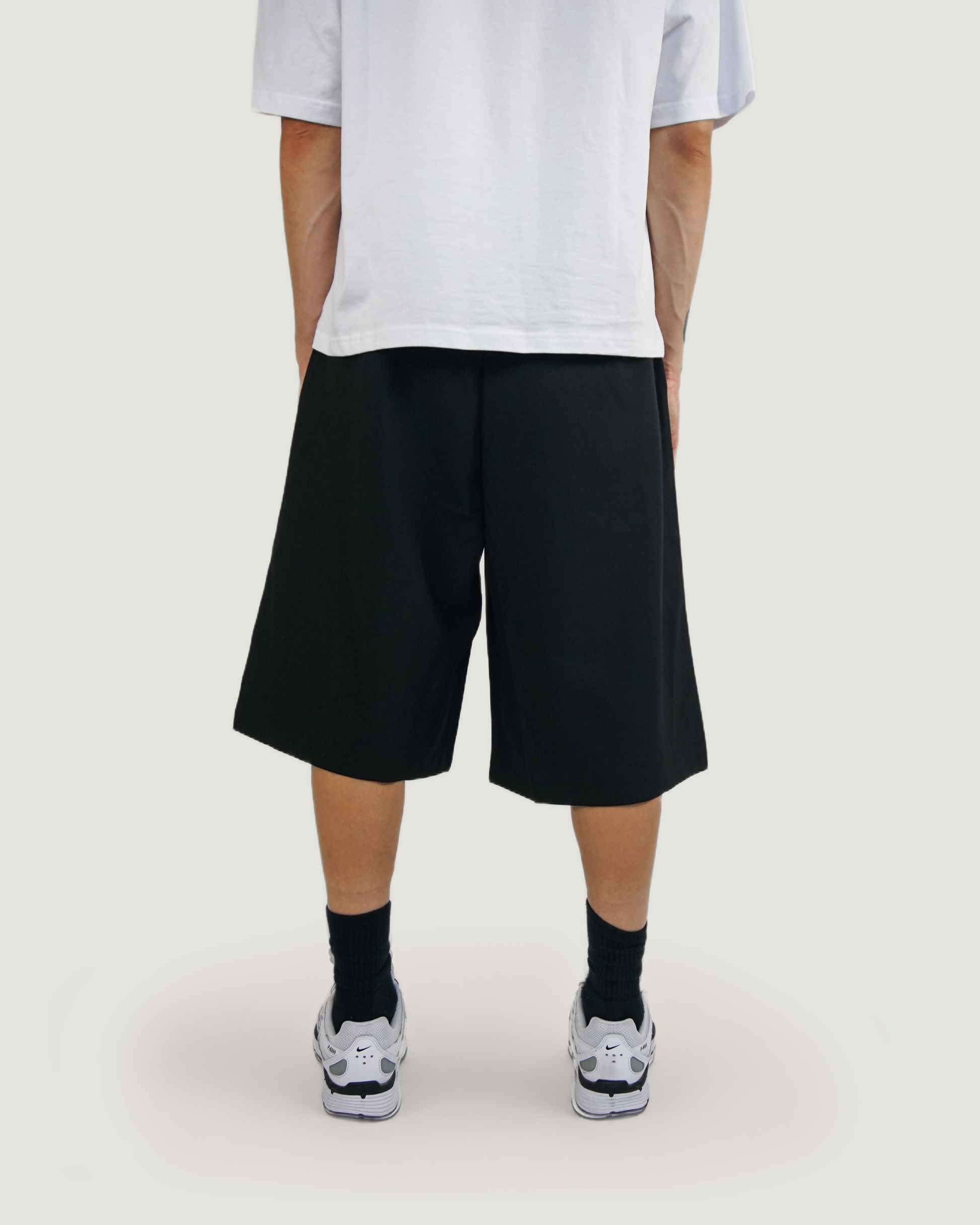 EVERYDAY PLEATED JORTS