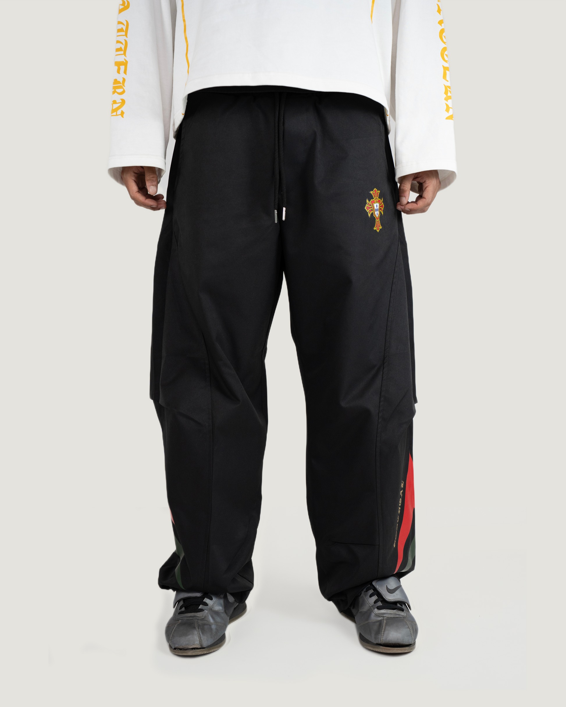 PORTUGAL TRACKPANTS