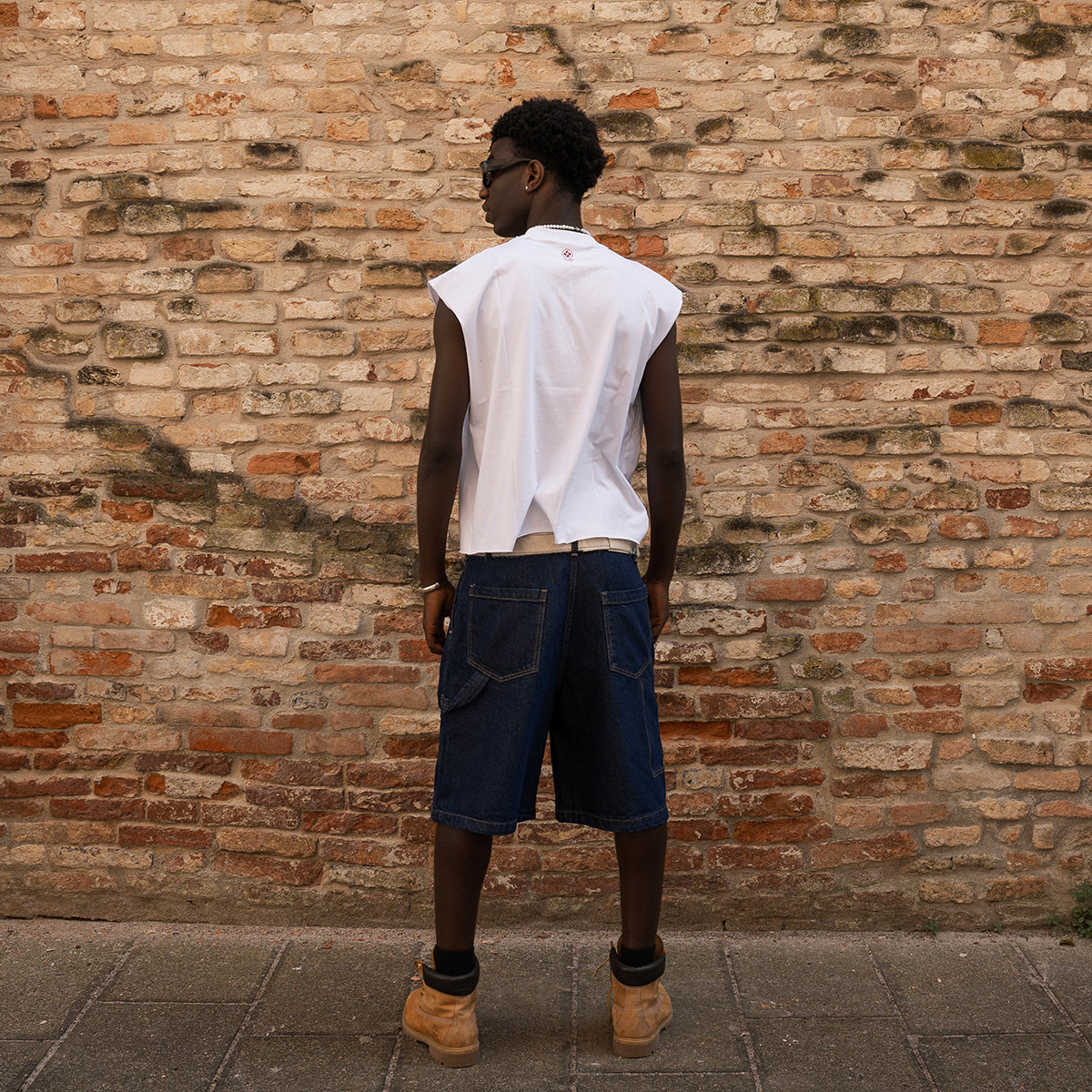 "Life Needs Confidence" Sleeveless White