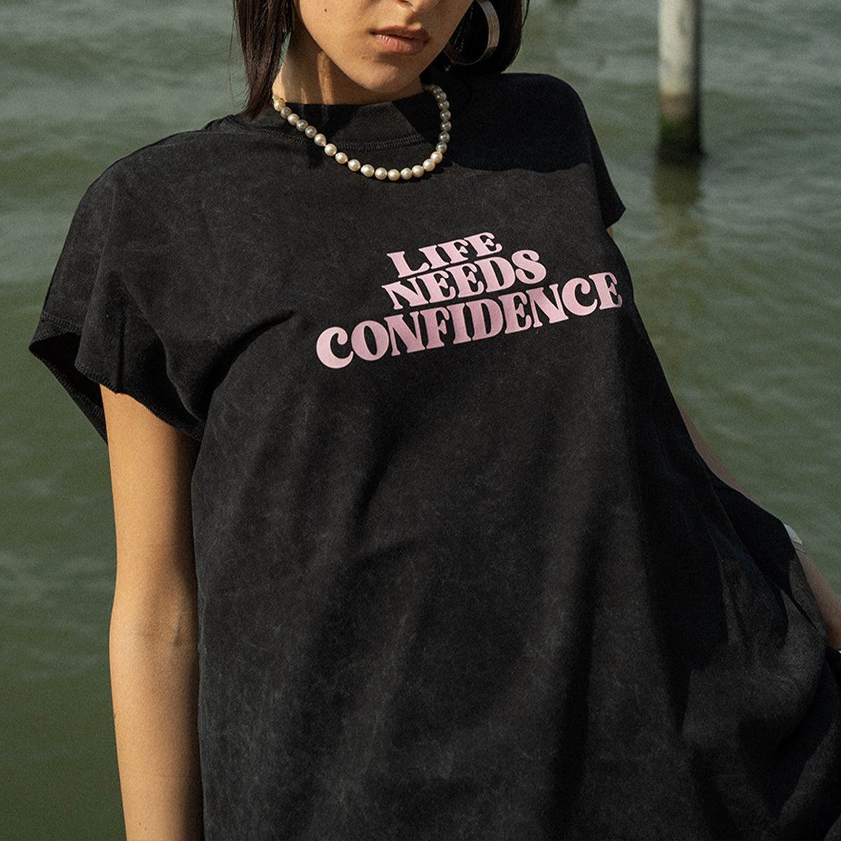 "Life Needs Confidence" Sleeveless Black